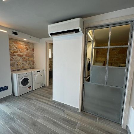 Piano Terra Apartment อังโกนา ภายนอก รูปภาพ